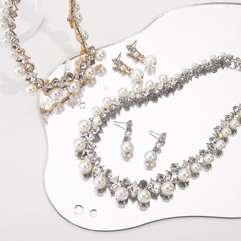 Set de Joyería Collar Barroco de Aleación y Pendientes de Perlas