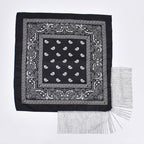 Pañuelo Cuadrado Británico Retro con Borlas y Rombos