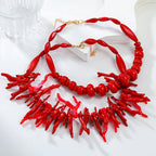 Set de Dos Piezas Collar de Coral Rojo Bohemio