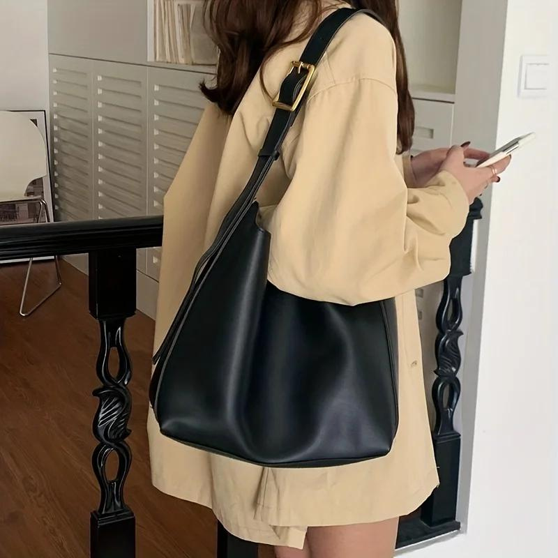 JACQUELINE - Bolso Capazo Bandolera Grande de Piel