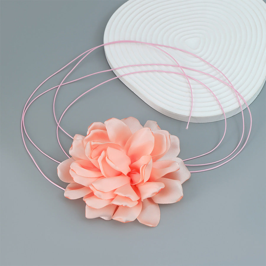 Collar Gargantilla Floral con Cordones