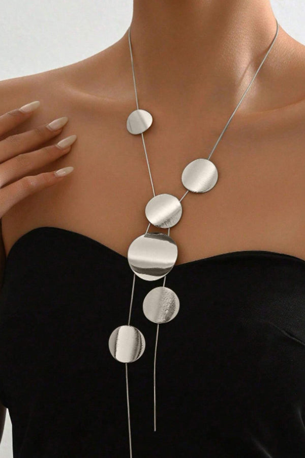 Collar Geométrico Calado Elegante