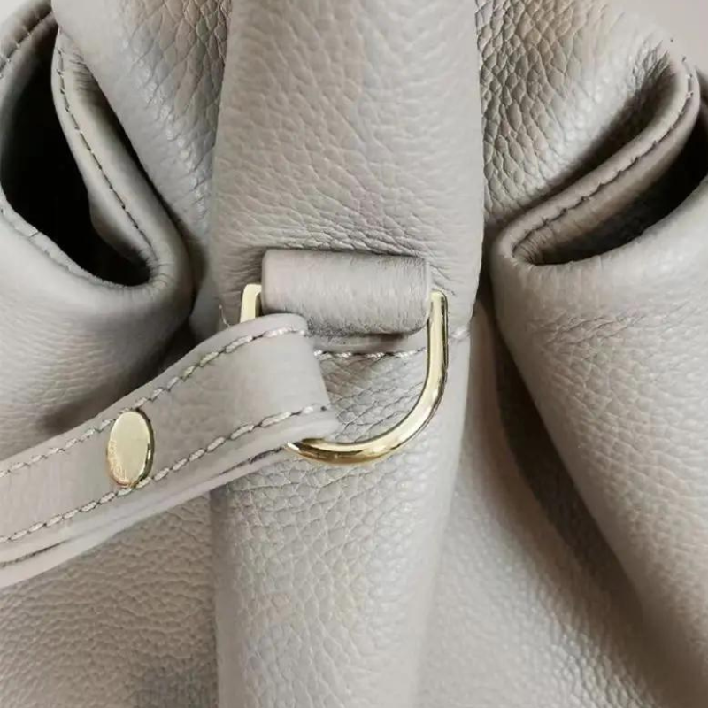 Rosa - Bolso Bandolera de Piel Flexible