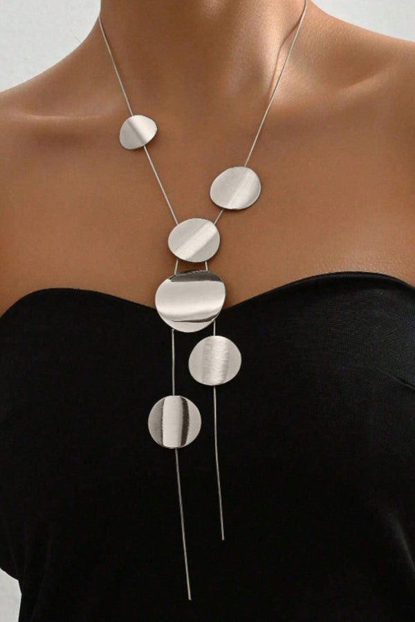 Collar Geométrico Calado Elegante