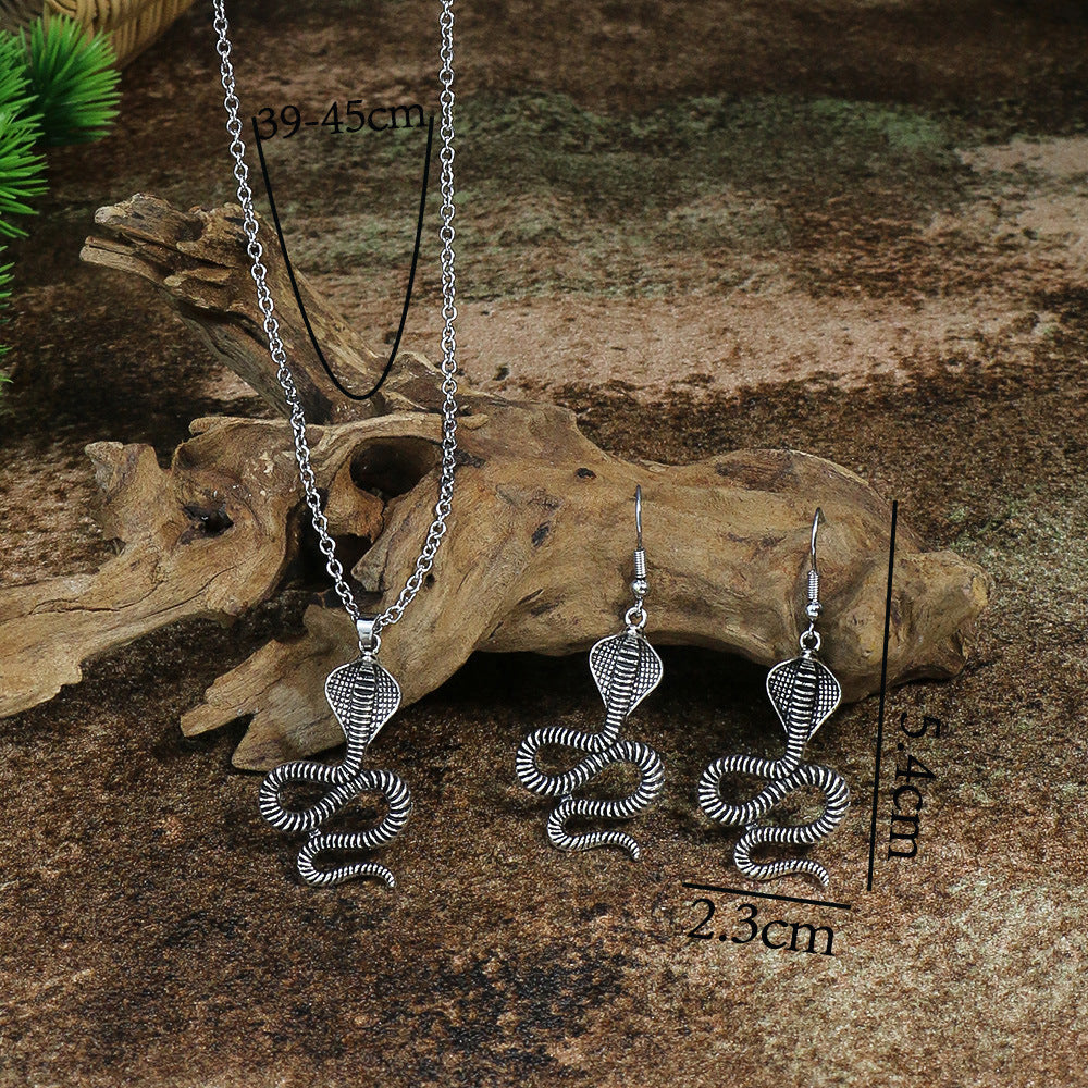 Conjunto de Pendientes y Collar Étnico Vintage con Turquesa y Diamantes