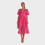 Julia | Robe en dentelle à manches évasées