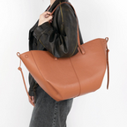 ÉLOISE - Large Engraved Leather Basket Bag