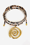 Collar en Espiral de Acero Inoxidable con Cordón Estampado de Leopardo