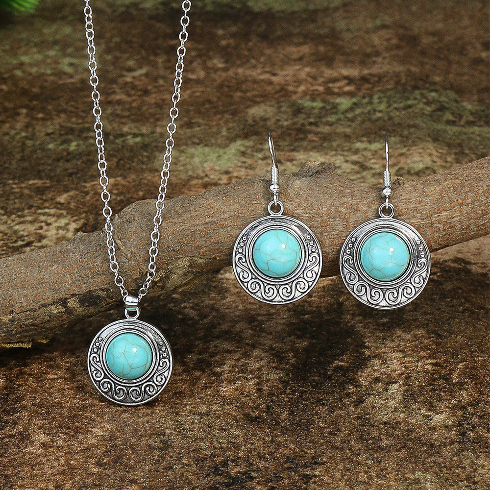 Conjunto de Pendientes y Collar Étnico Vintage con Turquesa y Diamantes