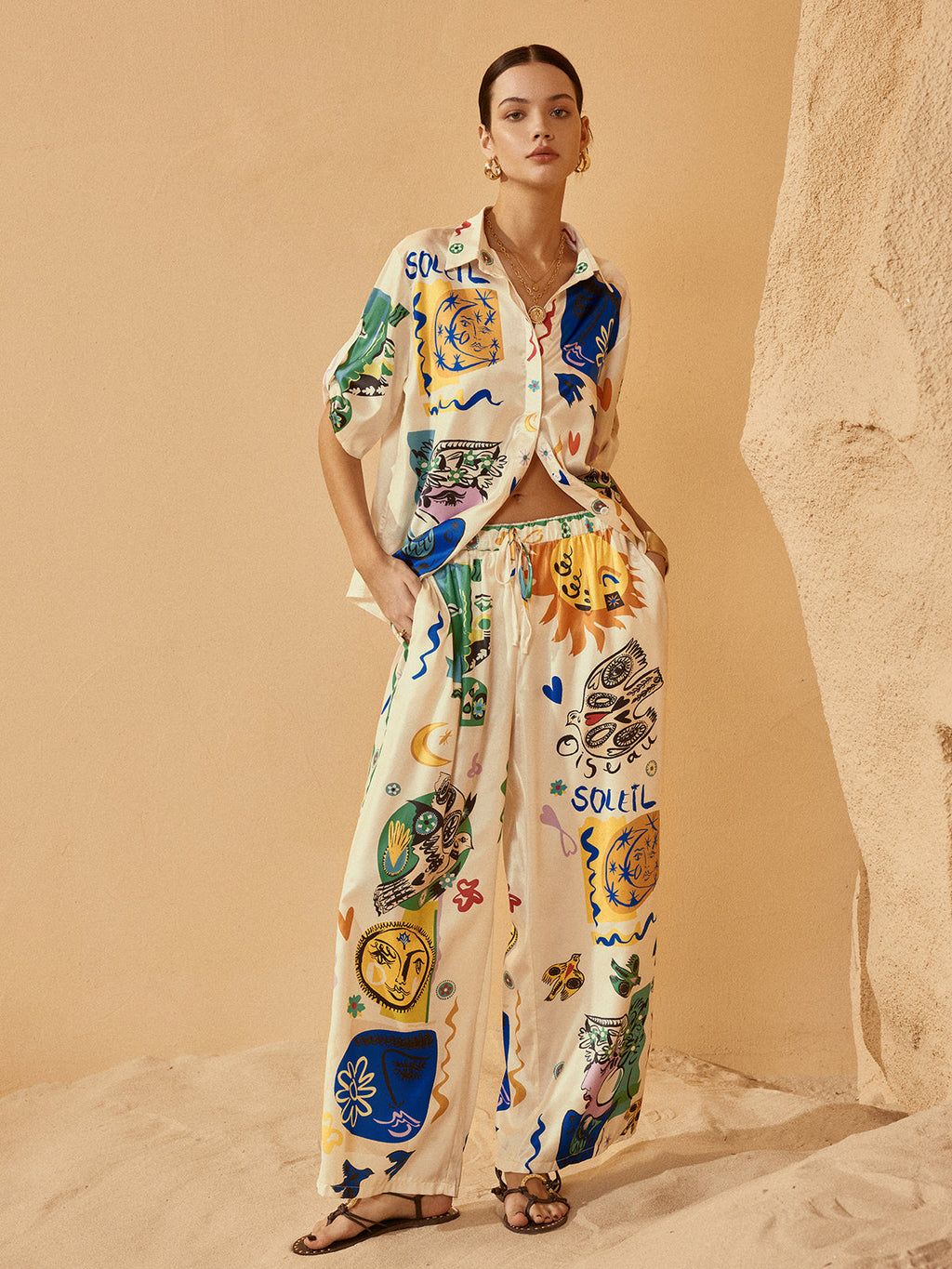 Conjunto de Pantalón Oversize de Satén con Solapa Estampado Grafiti