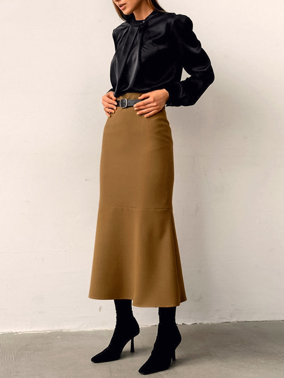 Falda Maxi Minimalista Lisa Sin Cinturón