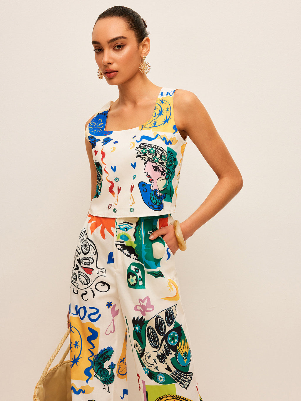 Conjunto de Top Corto con Estampado Gráfico y Pantalón Ancho