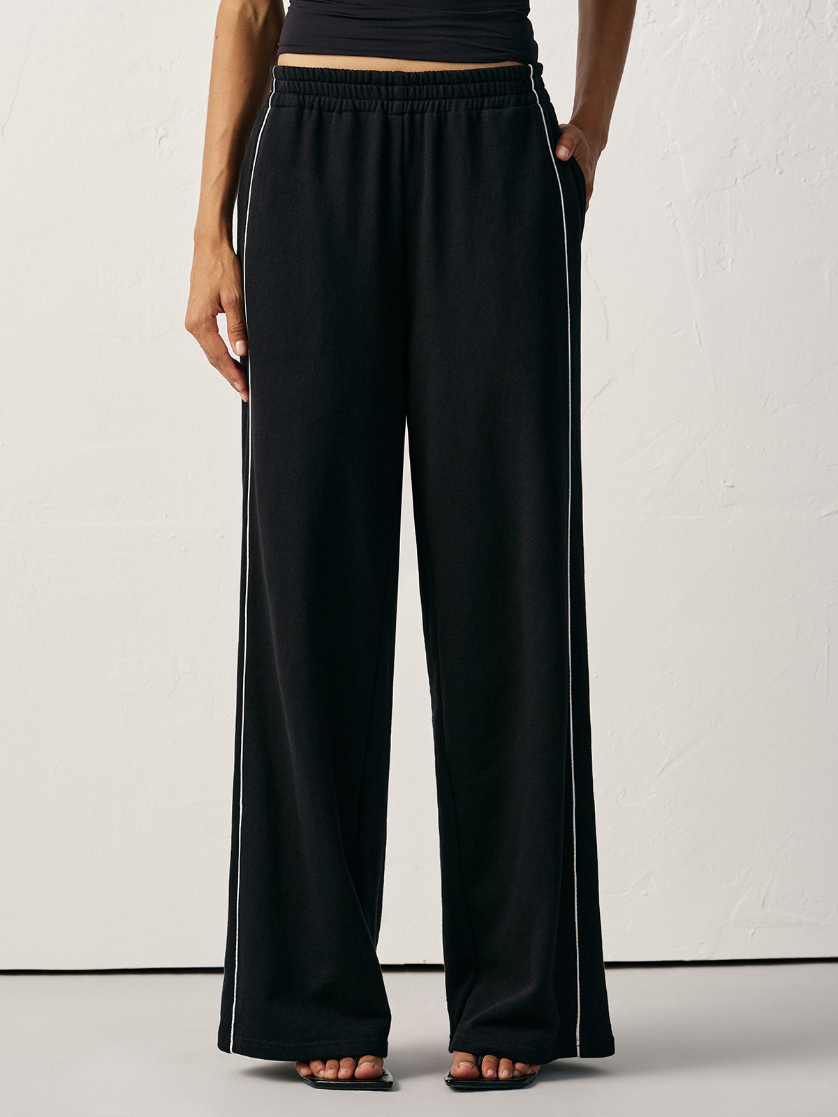 Pantalón de Chándal de Cintura Media con Raya Lateral