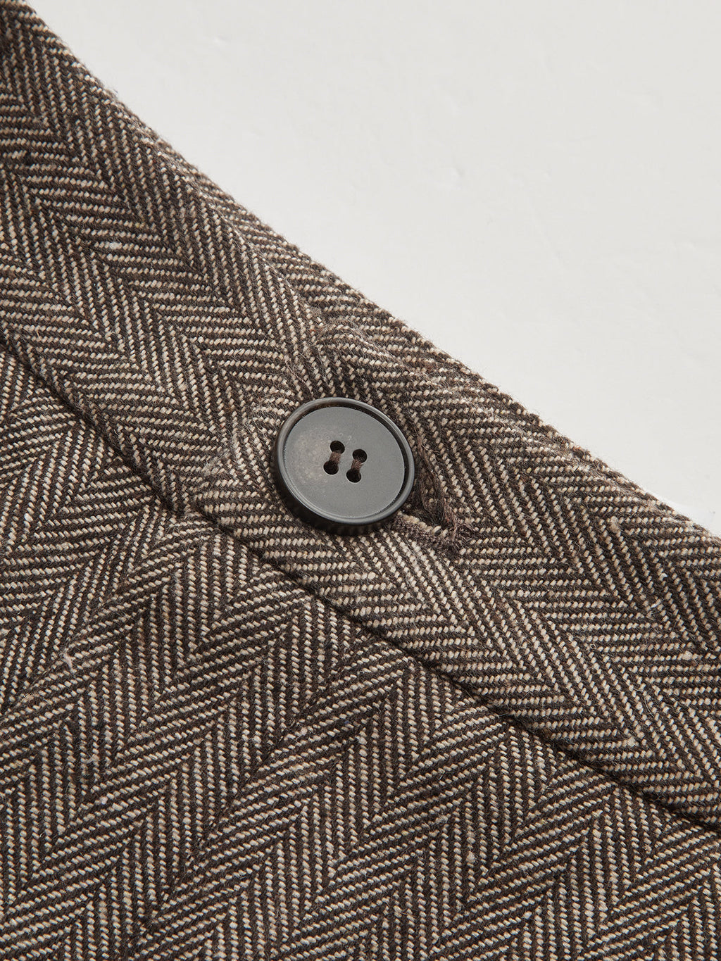 Pantalón de Pierna Curva de Espiga de Cintura Media
