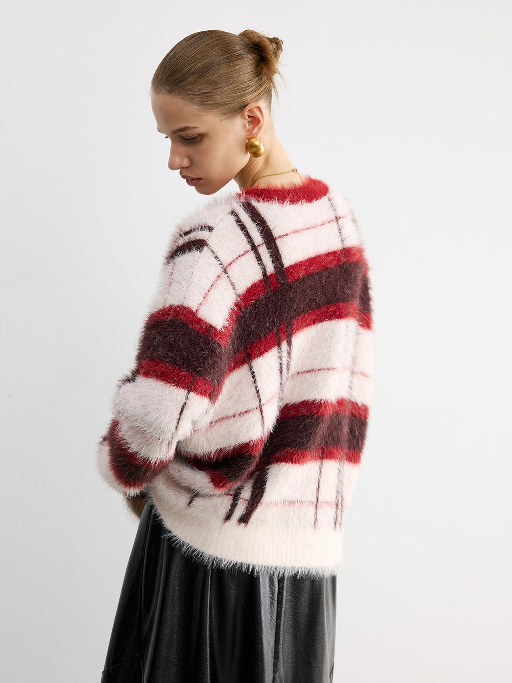 Knit Fluffy Checkered Cardigan