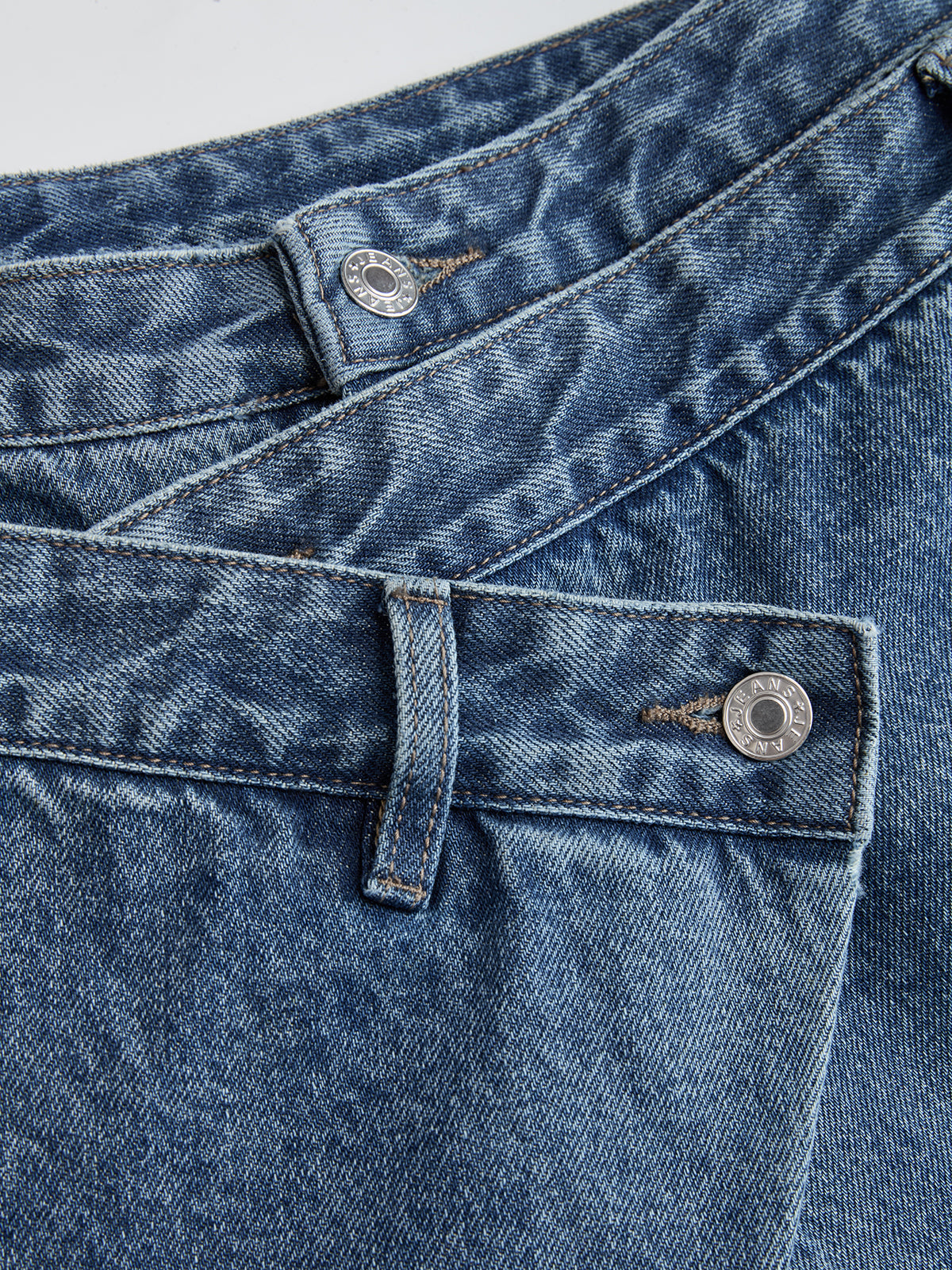 Jeans Anchos Cruzados