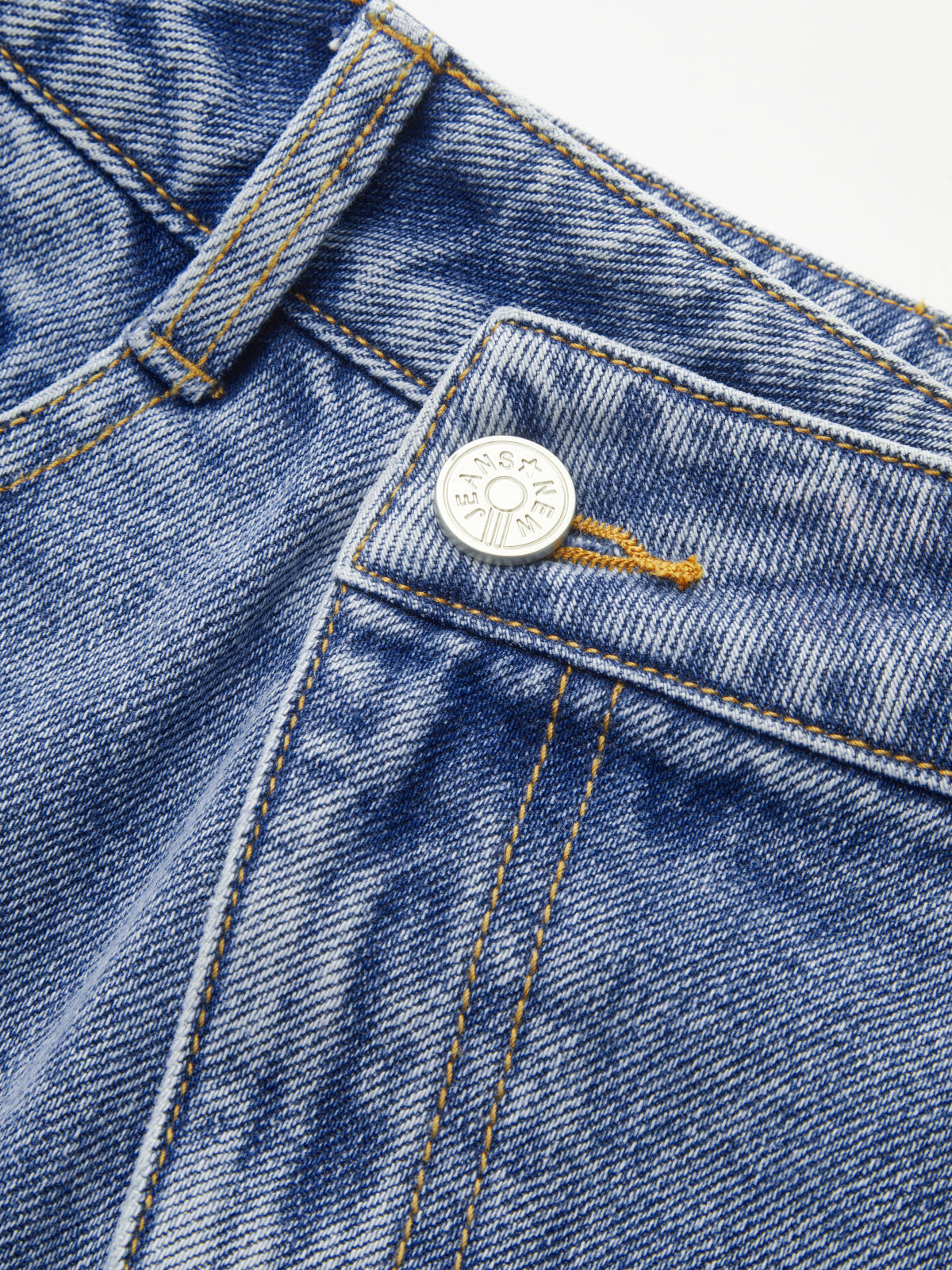 Falda Midi de Denim Asimétrica con Abertura