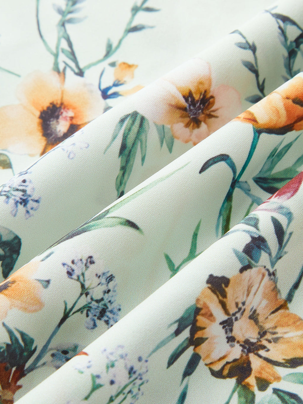 Minifalda Cruzada Anudada con Estampado Floral