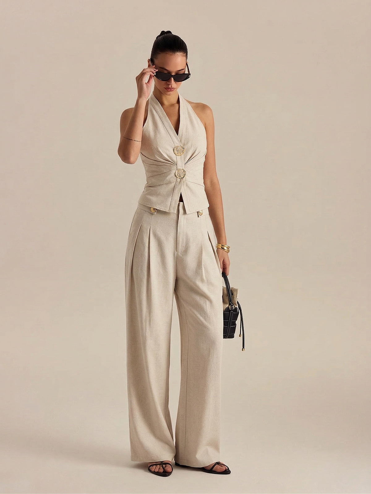 Conjunto de Top Halter Fruncido y Pantalón de Lino