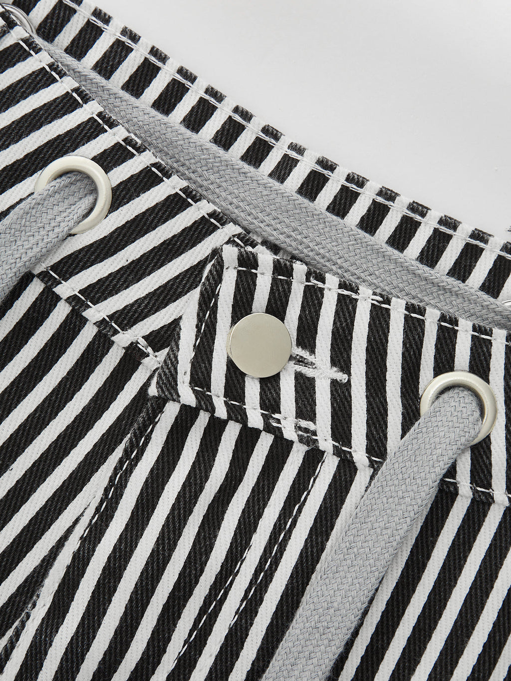 Pantalón Barril a Rayas con Patchwork y Cordón