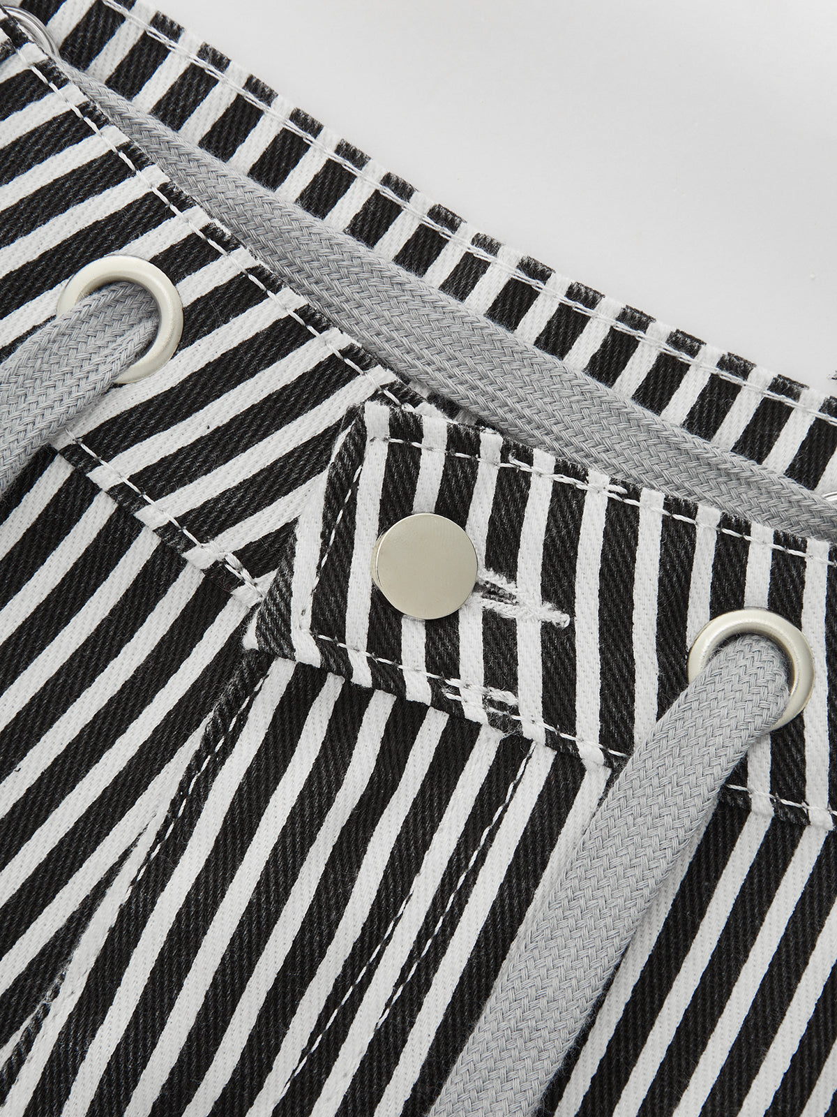Pantalón Barril a Rayas con Patchwork y Cordón