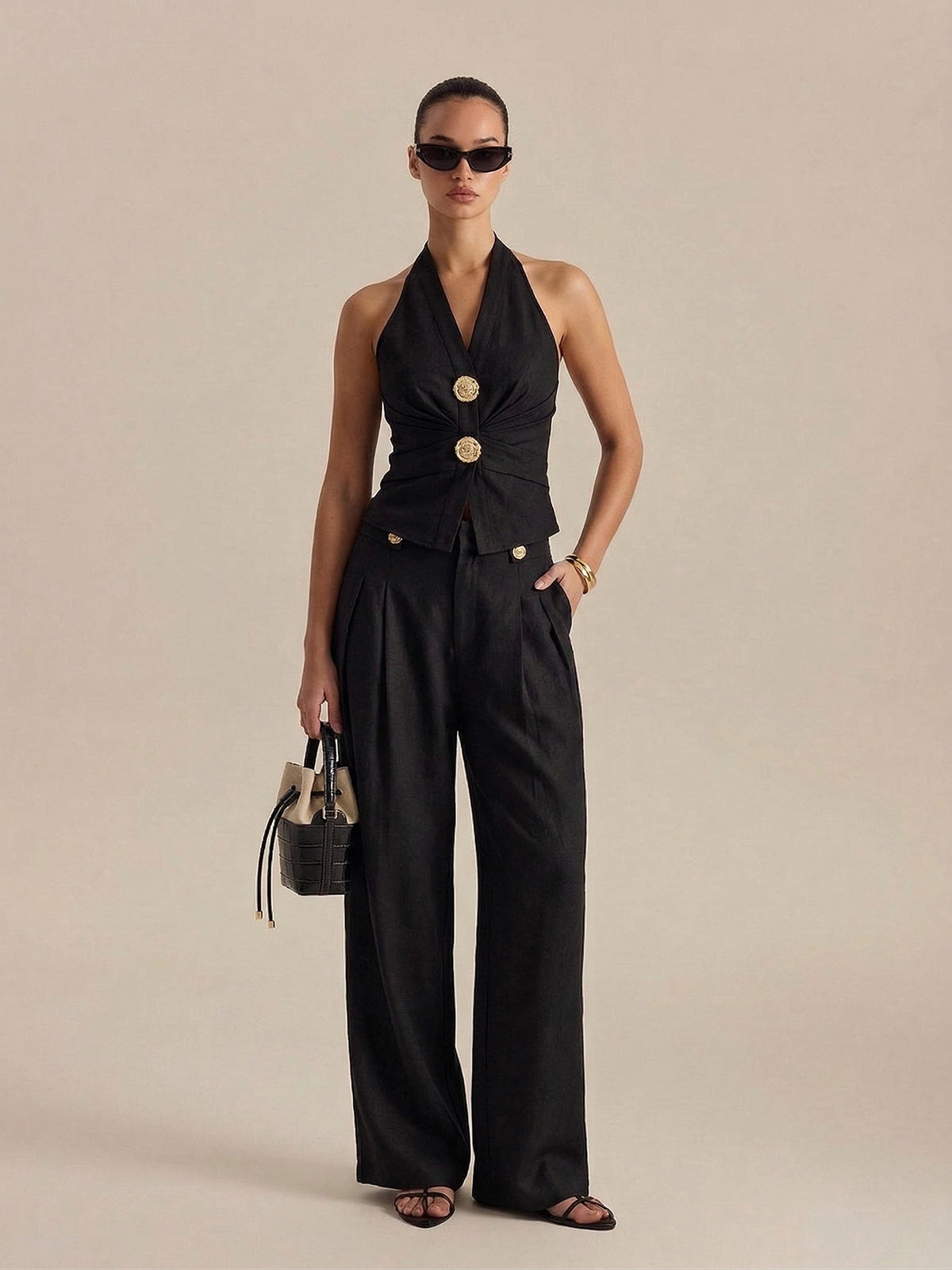 Conjunto de Top Halter Fruncido y Pantalón de Lino