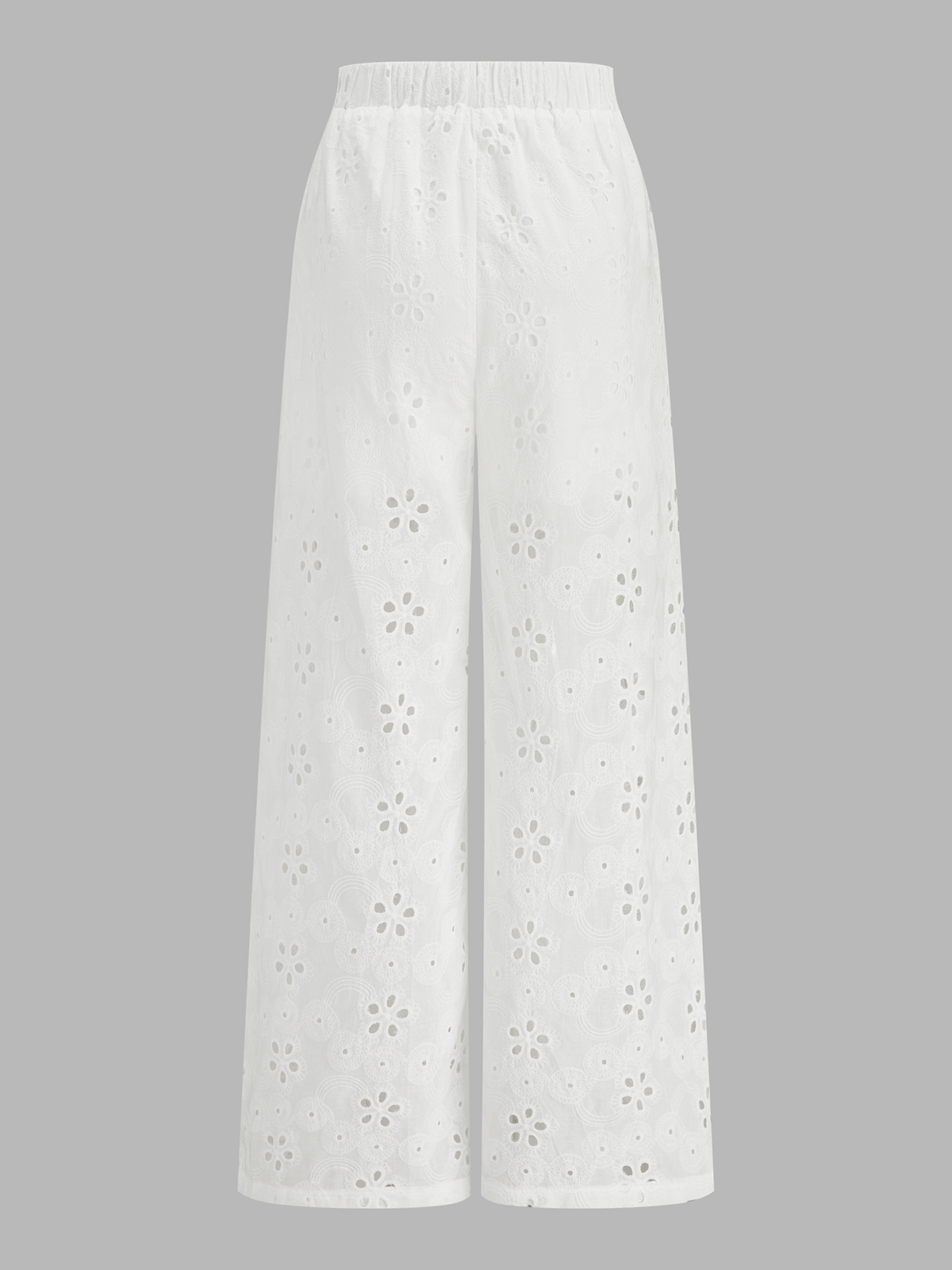 Conjunto de Dos Piezas con Bordado Ojal y Pantalón