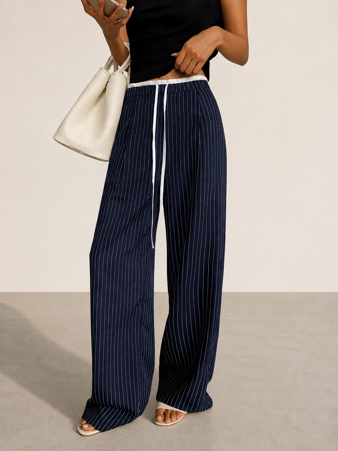 Pantalón de Raya Diplomática con Cinturilla de Contraste y Cordón