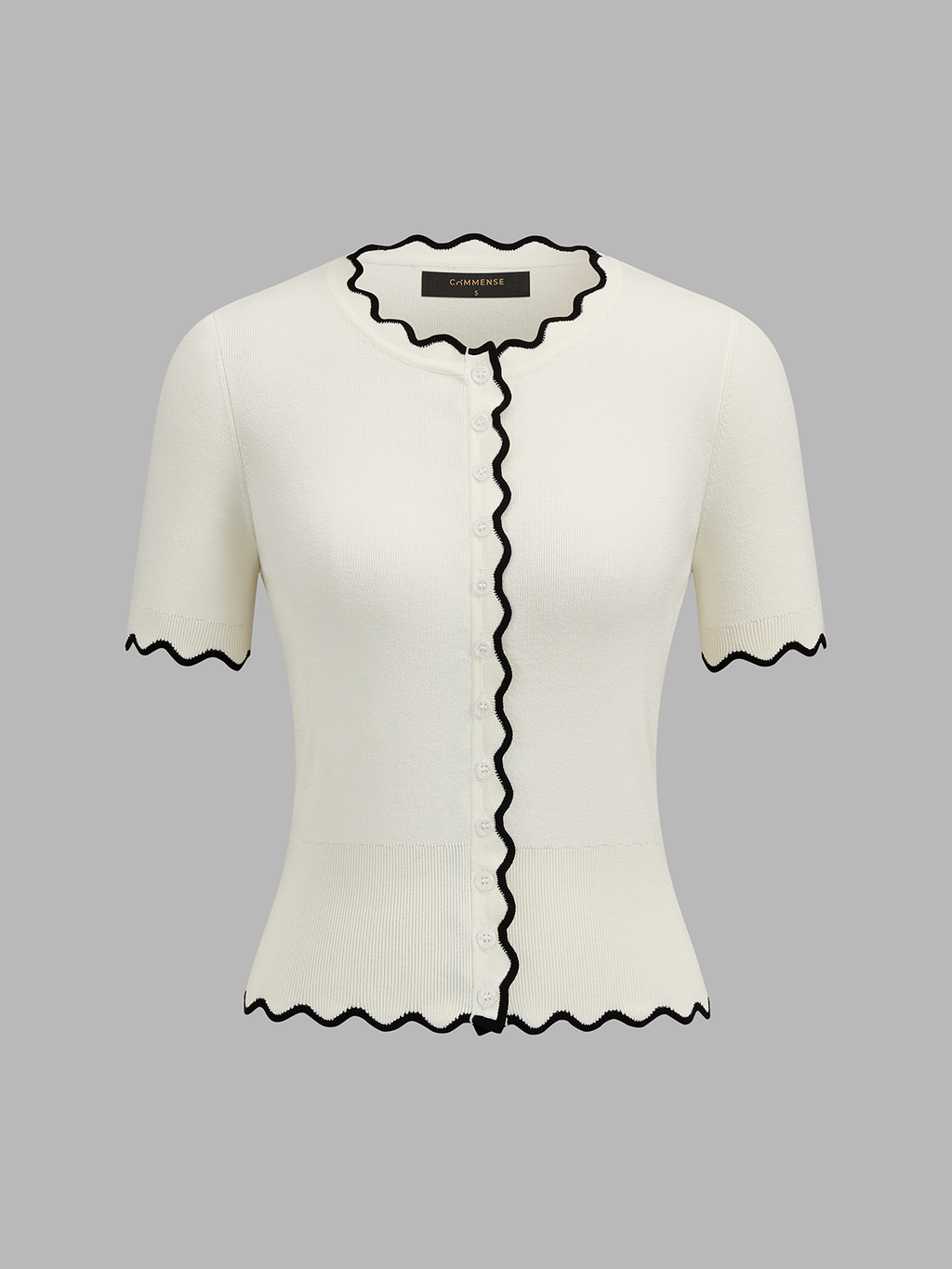 Contrast Wave Edge Button Front Knit Top
