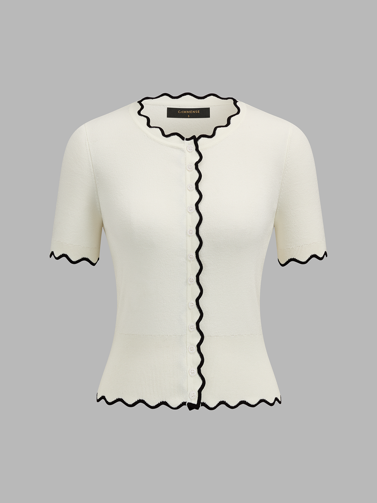 Contrast Wave Edge Button Front Knit Top