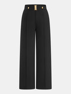Pantalón Recto con Costura Frontal y Detalle de Barra Metálica