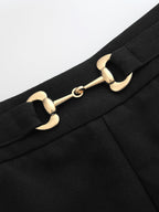 Pantalón Recto de Cintura Media con Hebilla Metálica