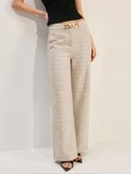 Pantalón Ancho Texturizado con Detalle de Cadena