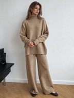 Conjunto de Cuello Alto Liso de Punto y Pantalón