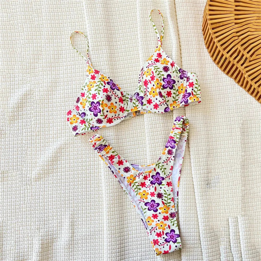 Biquini con diseño floral