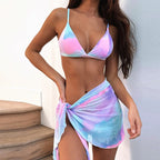 Biquini de efecto tie dye con pareo
