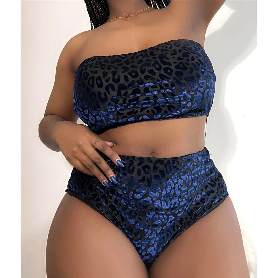 Biquini plus size sin hombros con estampado de leopardo