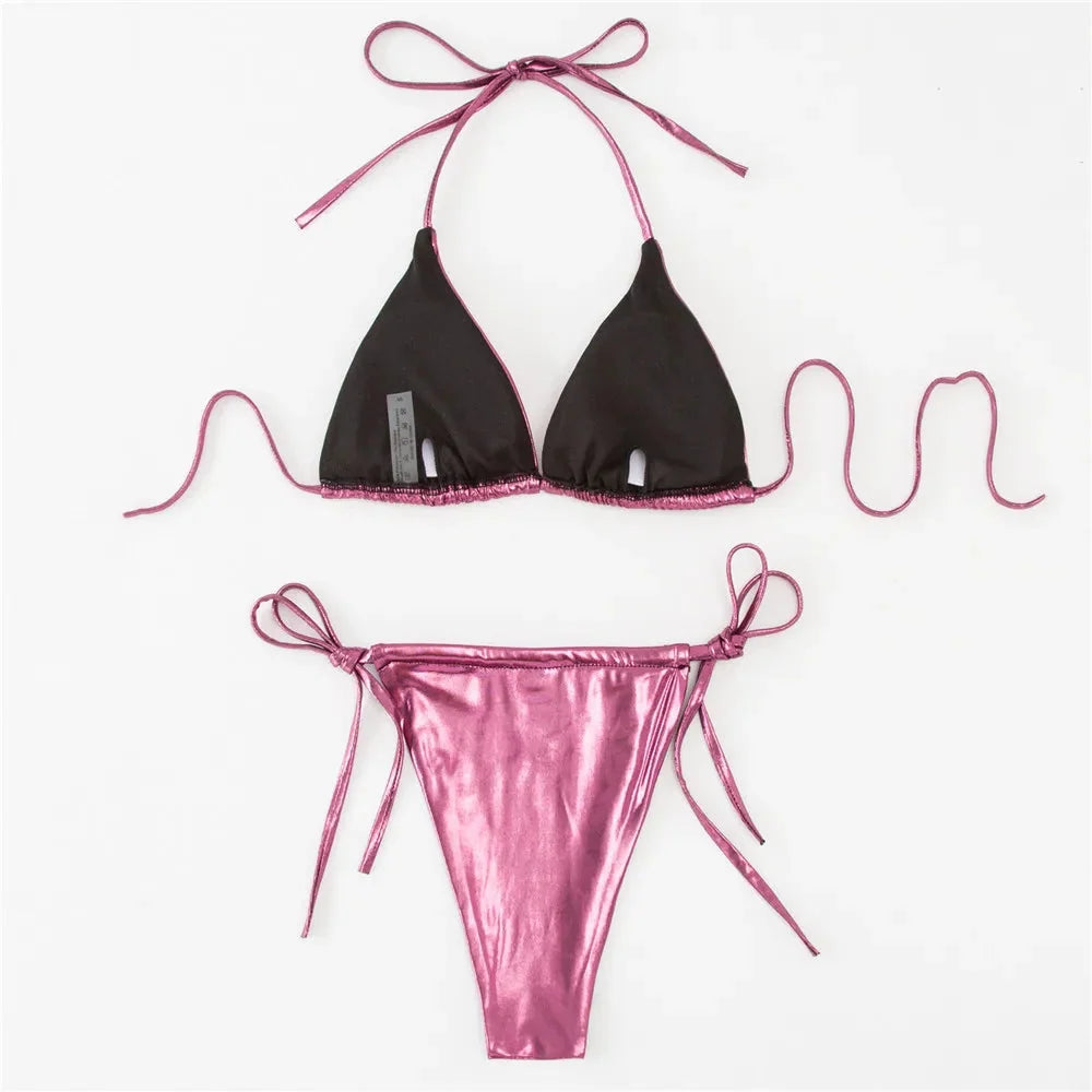 Conjunto de biquini y minifalda de diseño metálico