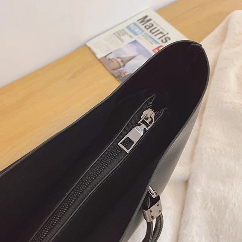LÉA - Grand Cabas Souple en Cuir