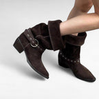 Ada - Bota Campera Botín de Caña Ancha con Hebilla para Mujer