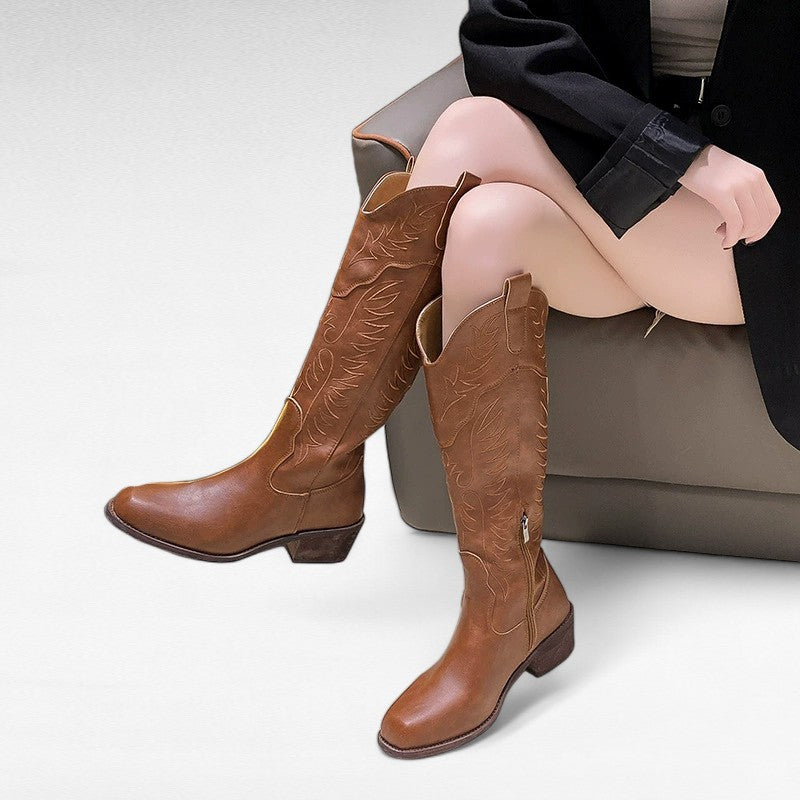 Andrea - Bota Campera Mujer Alta Marrón con Estampado y Cierre