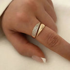 Anillo elegante con piedras preciosas Claudia