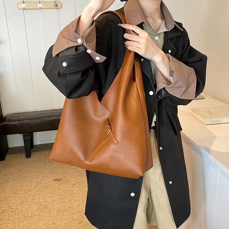 LICA - Bolso para Clases Grande de Piel Flexible - OSMARA Fashion - vista 8
