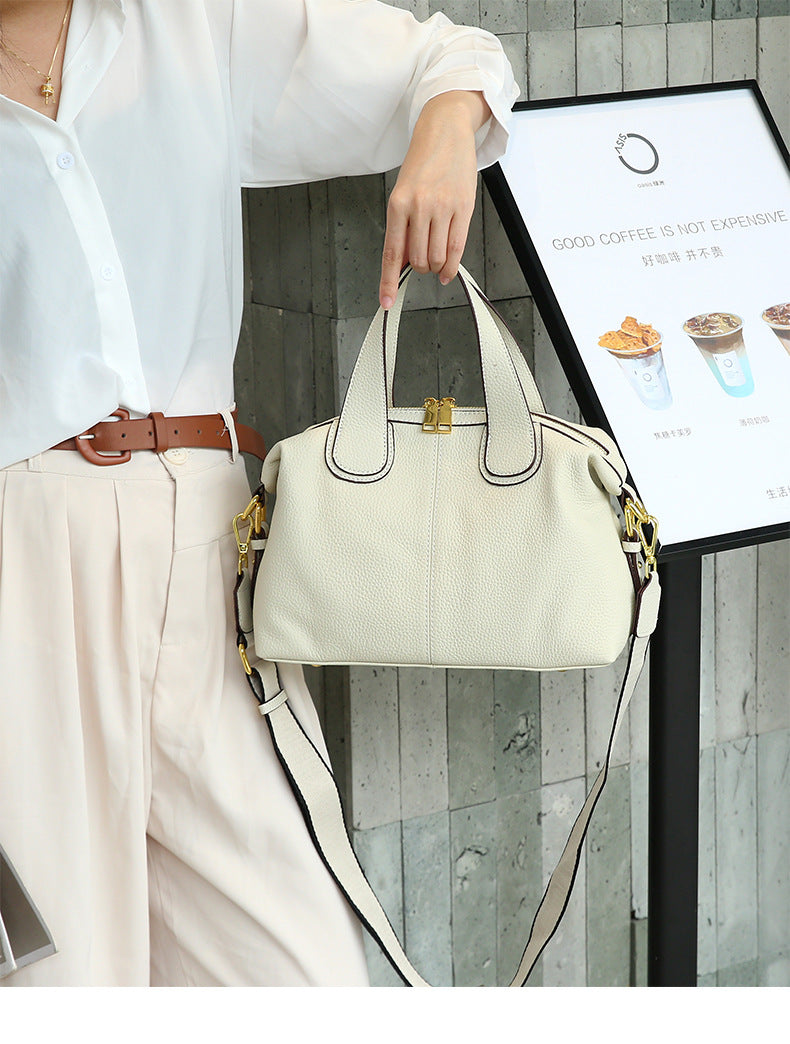 NELLY - Small Smooth Leather Bag