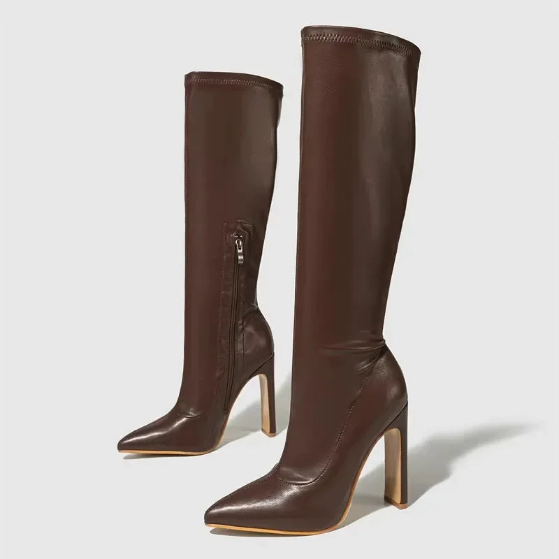 Greta - Botas Altas Elegantes de Punta Fina