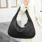 CLARA - Bolso Grande de Tendencia Tejido en Cuero