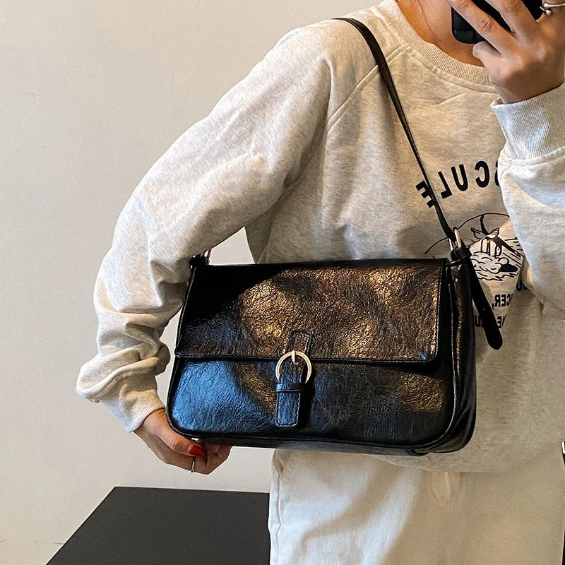 LAVA - Bolso Bandolera Retro de Piel Lisa