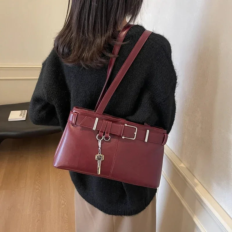 EMILIA - Bolso de Piel Elegante con Bandolera