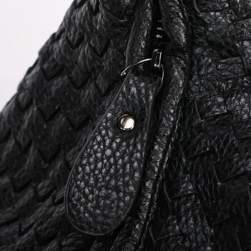 CLARA - Bolso Grande de Tendencia Tejido en Cuero