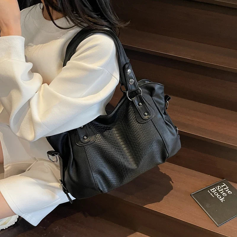 RUBI - Bolso para Clases de Lujo en Piel Grabada - OSMARA Fashion - vista 5